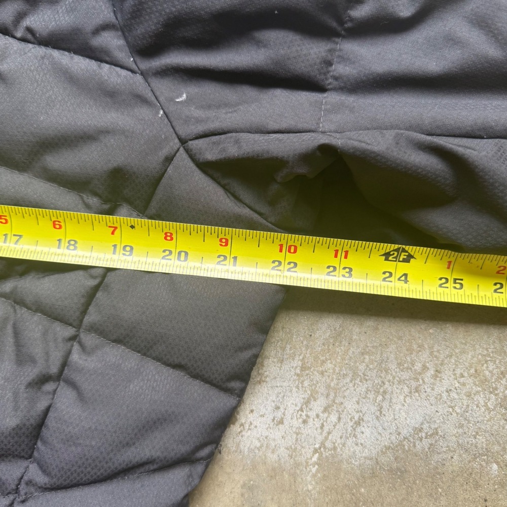 The North Face Womens Black Quilted Hooded Puffer Jacket - Picture 7 of 8